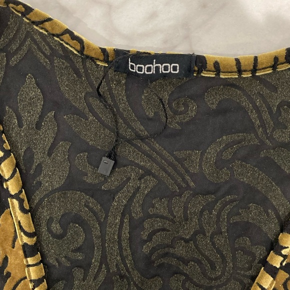 NEW Boohoo Black Gold Damask Velvet Long Sleeve Tie Crop Top M - Picture 10 of 13